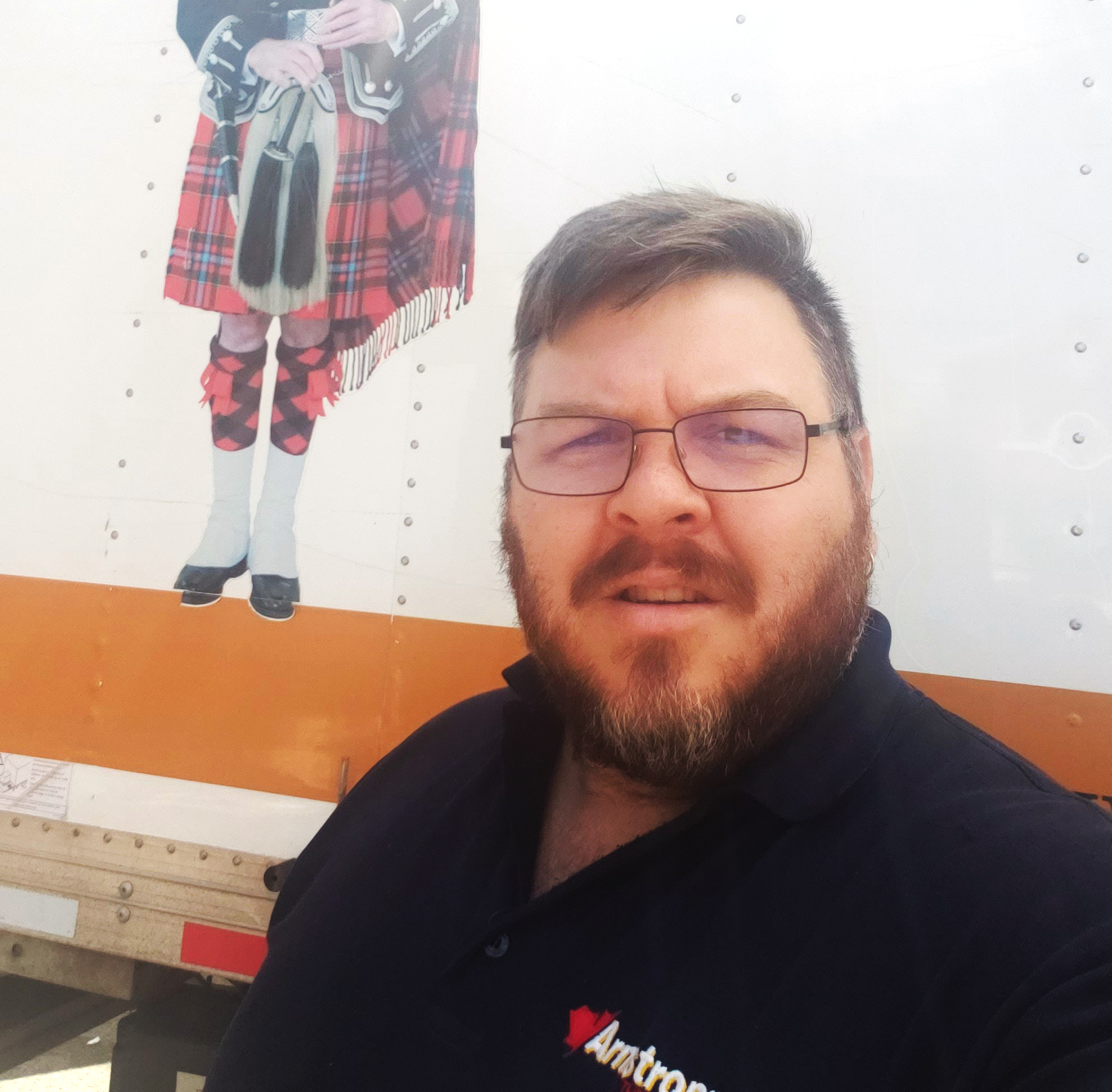 Contact Us Armstrong the Mover for a Quick Moving Quote